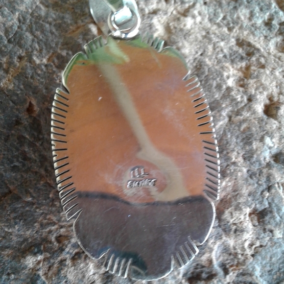 STERLING SILVER, Spiny Oyster inlay PENDANT,  SIGNED - Picture 4 of 14